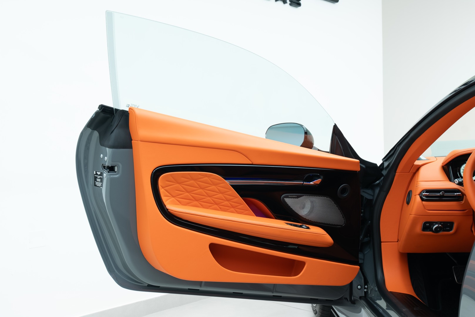 2026 ASTON MARTIN DB12